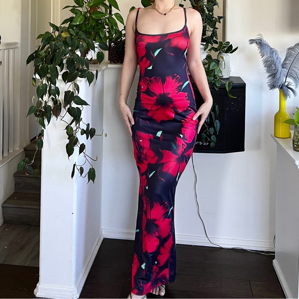 🌺Black Red Floral Maxi Cami Dress🌺